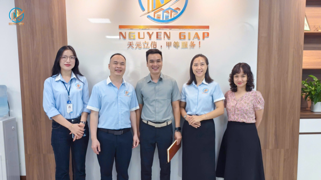 Nguyen Giap General đón tiếp đại diện Soilbuild VietNam đến làm việc